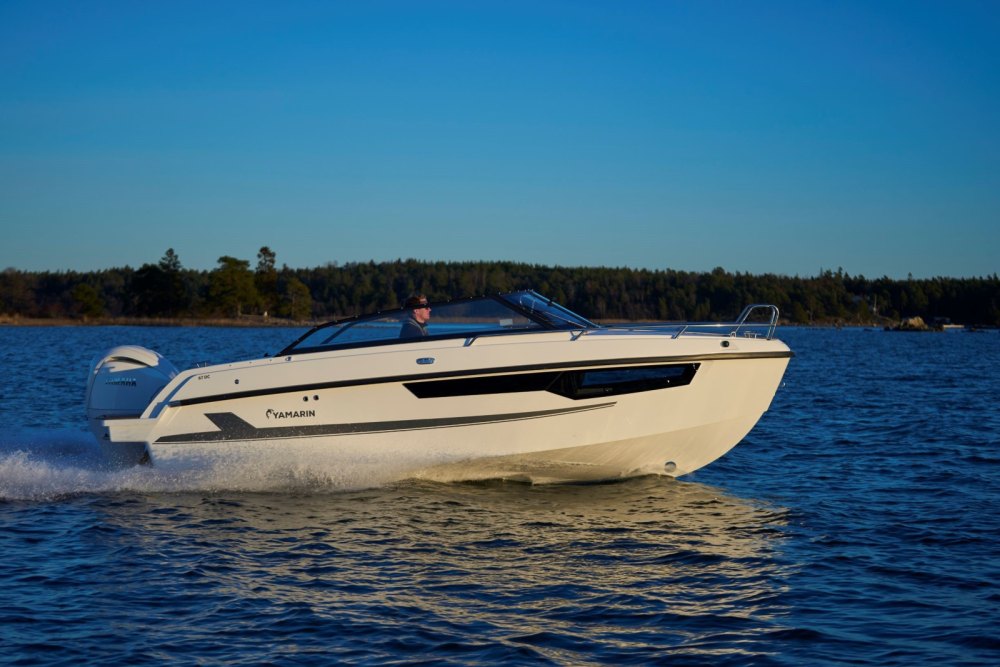 YAMARIN 67 DC 2024 + YAMAHA 225XCB