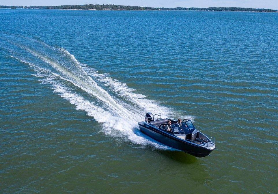 BUSTER XL VMAX 2024 motorový čln hliníkový 6,05 m + YAMAHA VF115 XA