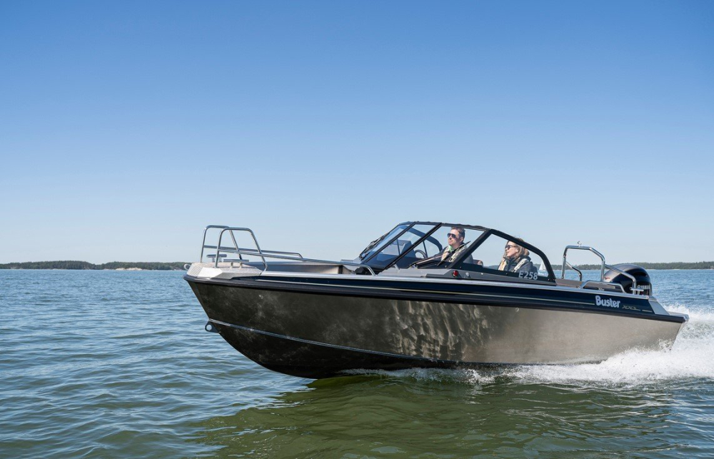 BUSTER XXL VMAX 2024 motorový čln hliníkový 6,25 m + YAMAHA F150XA