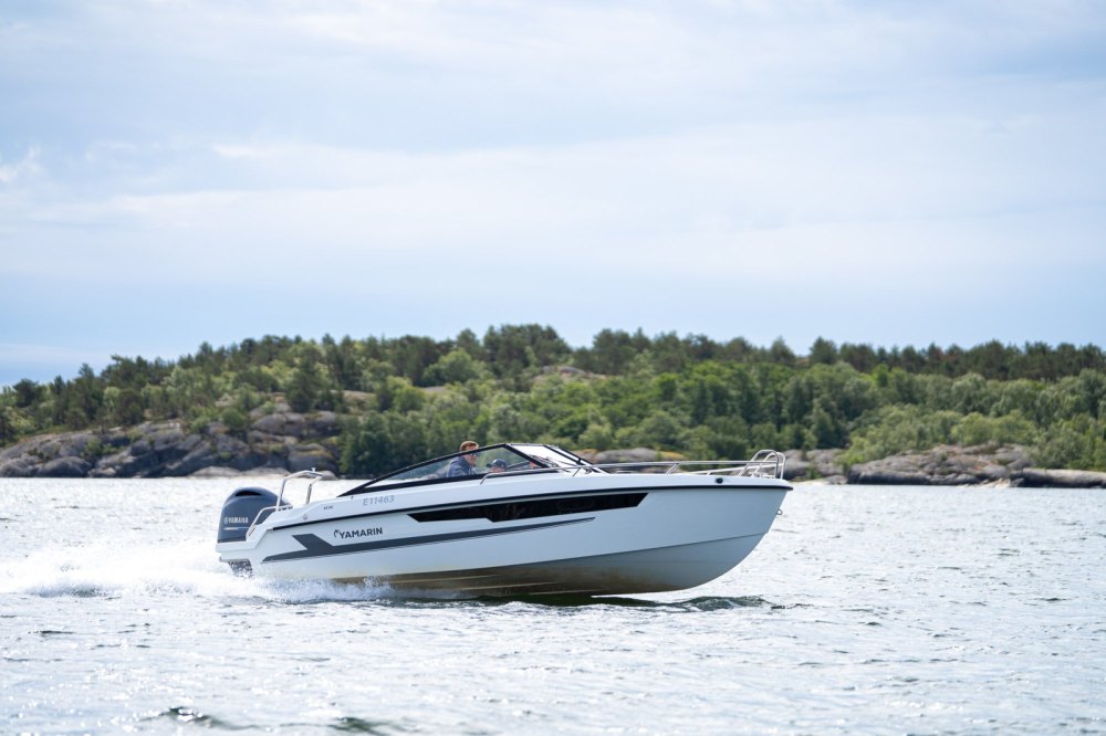 YAMARIN 63 DC 2024 + YAMAHA F150XC
