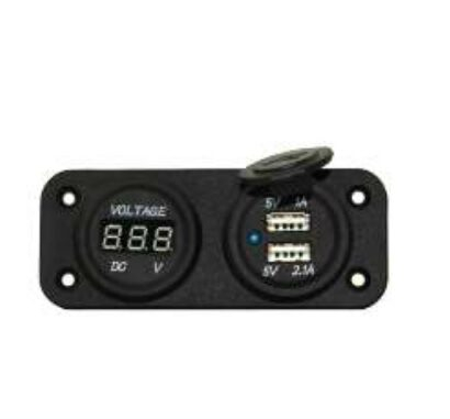 Vstavaná zásuvka zapaľovača s krytkou dual USB / voltmeter