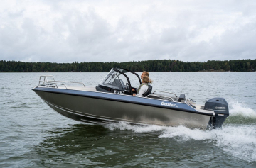BUSTER X 2024 motorový čln s dvomi konzolami 5,35 m + YAMAHA F70 AETL