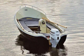 OLYMPIA 440 CLASSIC motorový čln