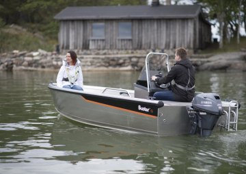 BUSTER S1 2024 motorový čln s bočnou konzolou 4,43 m + YAMAHA F30 BETL