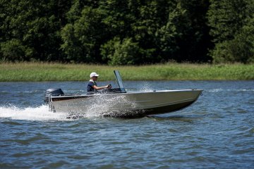 BUSTER XSr 2024 motorový čln s bočnou konzolou 4,18 m + YAMAHA F20 GEPL