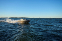 BUSTER SUPERMAGNUM 2024 motorový čln hliníkový 7,70 m + YAMAHA F300 XCB