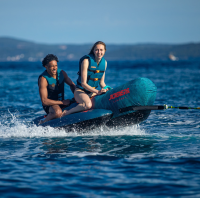 JOBE CHASER TOWABLE 2P nafukovací banán - modrý