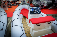 Bombard Sunrider 650 Strongan nafukovací čln sv. šedý / fire
