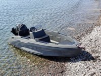 SEASTORM 17 HDPE Extra odolný plastový čln šedý - 518 cm