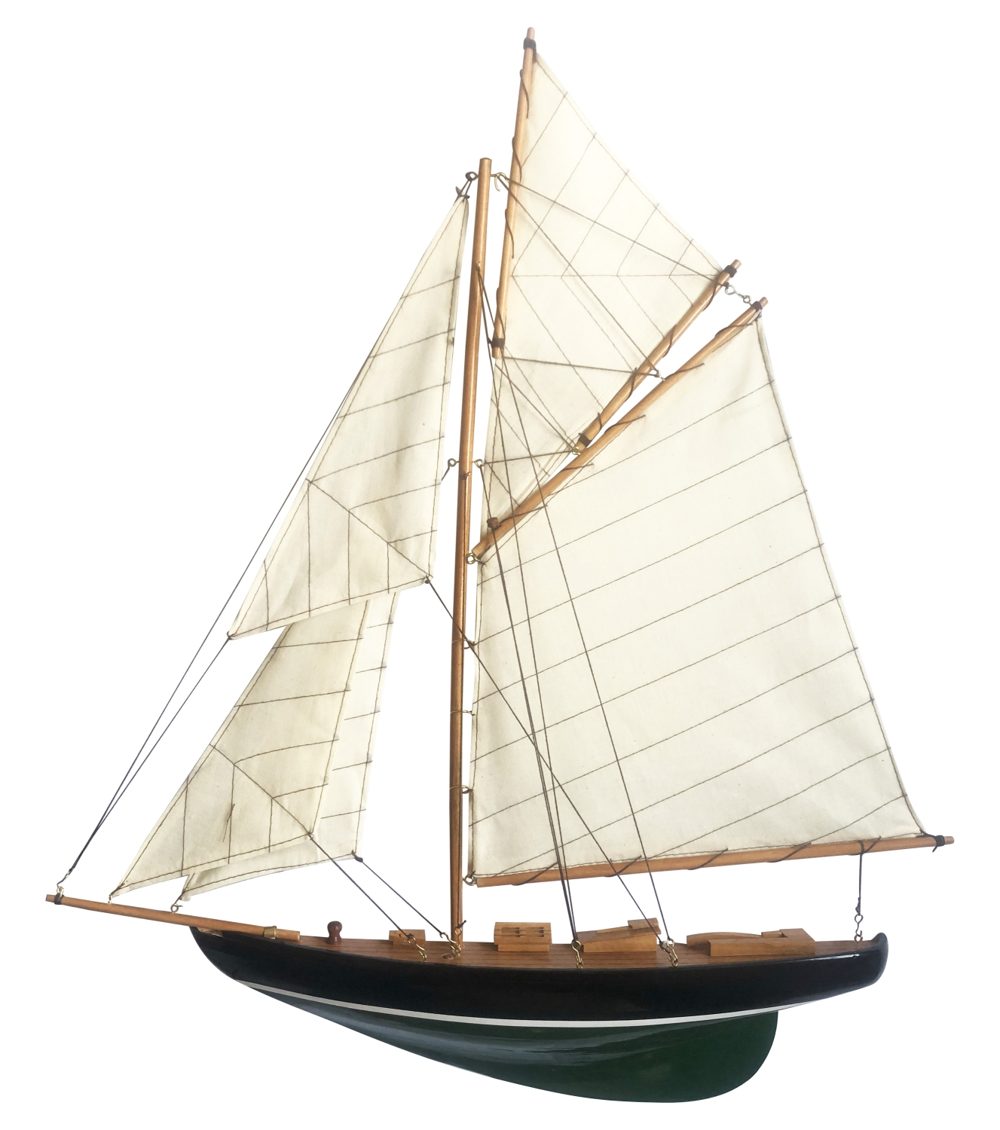 Polmodel plachetnice z dreva, zelená/čierna – dĺžka 56 cm, výška 62,5 cm