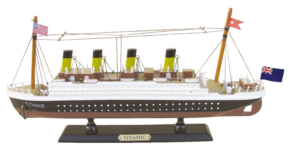 Model lode Titanic drevený – dĺžka 35 cm