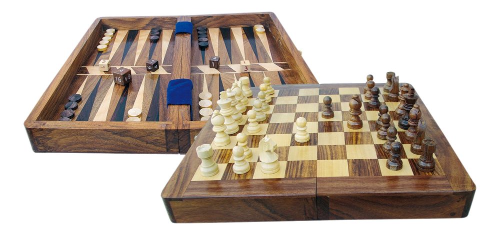 Šach a backgammon v drevenej krabici – 25,5 × 25,5 cm