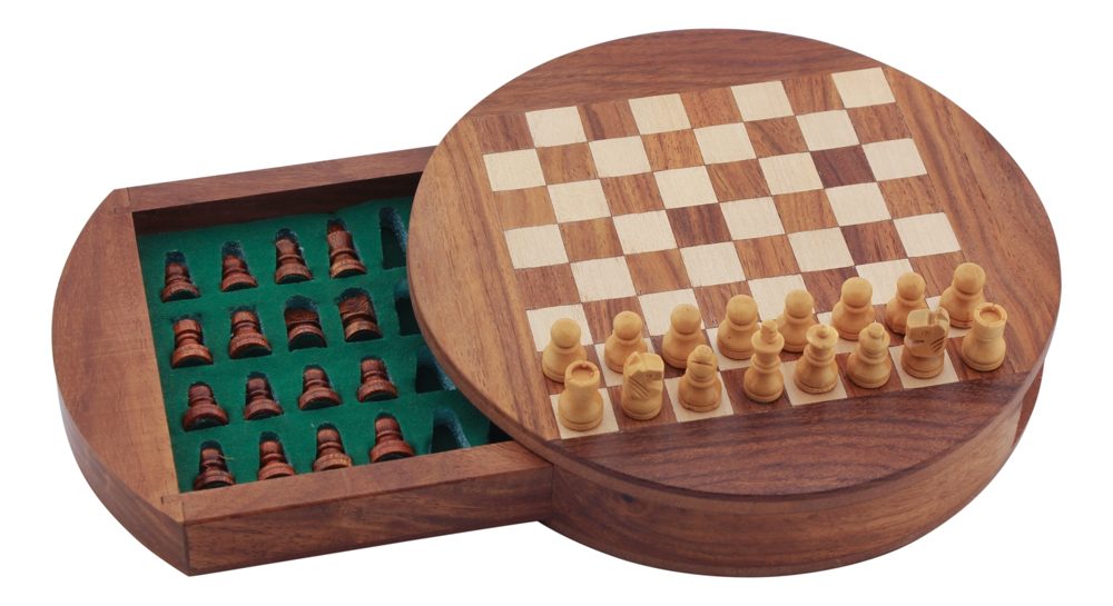 Šach drevený magnetický – priemer 18 cm