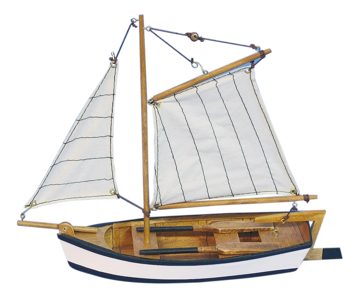 Model rybárskej lode drevený s látkovými plachtami – dĺžka 25 cm