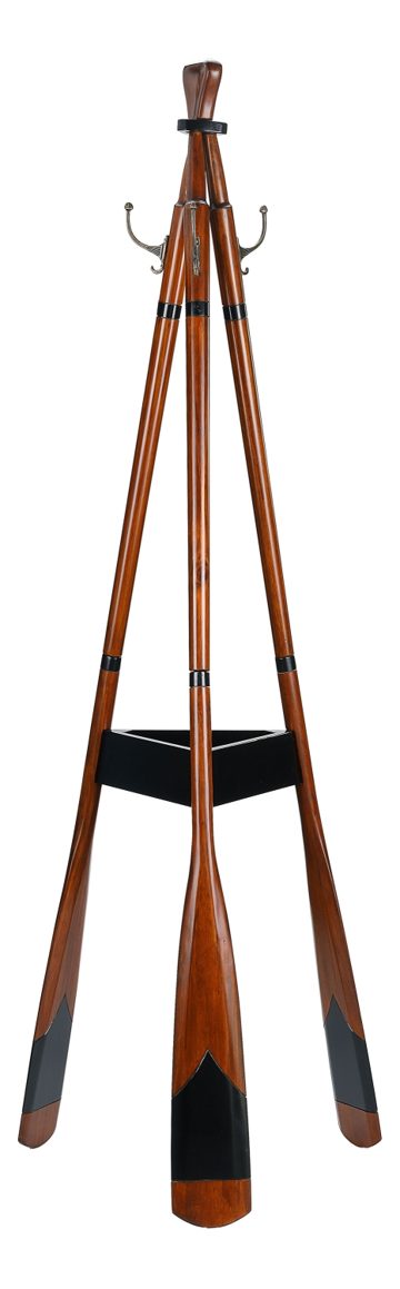 Vešiak na oblečenie z vesiel, maľované drevo – výška 192 cm