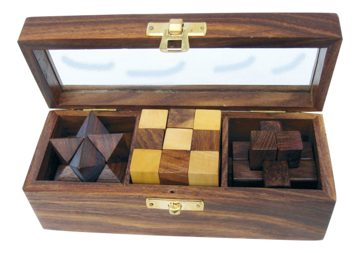 Hlavolamy drevené, 3 kusy v krabičke so skleneným vekom – 17,5 × 6,5 × 6 cm
