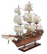 Model obchodnej lode HMS Bounty z dreva a kovu – 49 × 16,5 × 44 cm