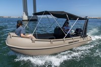 WHALY 435R plastový čln z polyetylénu - 4,35 m, 200 kg