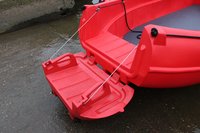 WHALY 500 plastový čln z polyetylénu - 4,99 m, 420 kg
