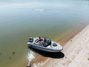 YAMARIN 59 BR 2024 + YAMAHA F115LB – Obrázok 3