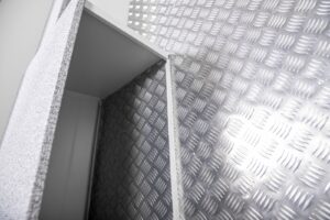 MARINE 500 F HD hliníkový čln - 5,0m, 275kg – Obrázok 13