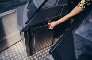 BUSTER XL motorový čln hliníkový - 6,05 m – Obrázok 14