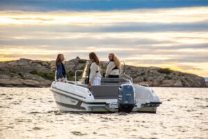 YAMARIN 59 SC 2024 motorový čln + YAMAHA F100LB – Obrázok 13