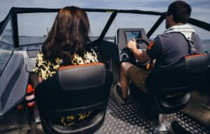 BUSTER XL motorový čln hliníkový - 6,05 m – Obrázok 15