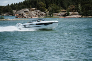 YAMARIN 67 DC 2024 + YAMAHA 150XC – Obrázok 5