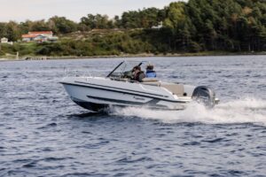 YAMARIN 59 SC 2024 motorový čln + YAMAHA F100LB – Obrázok 1