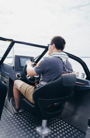 BUSTER XXl motorový čln hliníkový - 6,25 m – Obrázok 17