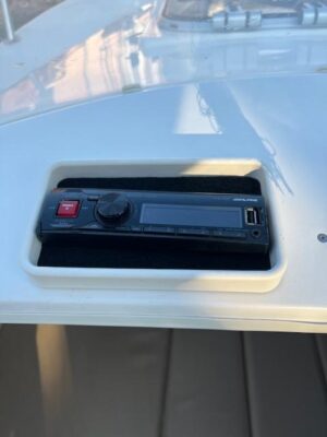 OLYMPIA 570 motorový čln s motorom EVINRUDE E90 - r.v.2012 – Obrázok 18