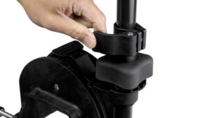 YAMAHA M32 elektromotor 42 lbs, 24V - variab.rýchlosť,digit.maximizér,merač batérie – Obrázok 9