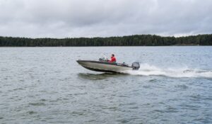 BUSTER LX motorový čln s dvomi konzolami  -  5,13 m – Obrázok 3