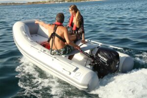 Tohatsu MFS20E S závesný lodný motor – Obrázok 3