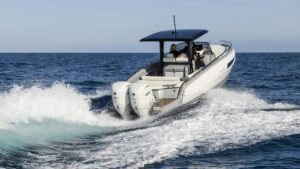 YAMAHA F250 US2 (SBW) závesný lodný motor biely - dĺžka hriadeľa 30" / 76,2 cm – Obrázok 3