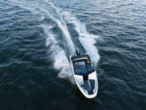 YAMARIN CROSS 62 BR VMAX 2024 motorový čln hliníkový – Obrázok 4