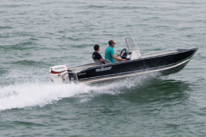 MARINE 530 Fish SC DLX hliníkový čln - 5,32m, 413kg – Obrázok 5