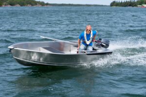 BUSTER MINI motorový čln - 3,88 m – Obrázok 4