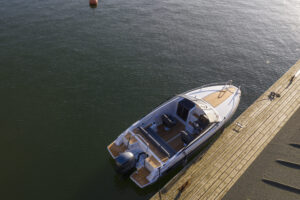 YAMARIN 60 DC 2024 + YAMAHA F115XB – Obrázok 5