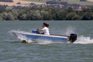 MARINE 400SC hliníkový čln - 3,99m, 115kg – Obrázok 4