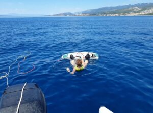 SPINERA Good Lines wakeboard 140 cm vrátane viazania 38-46 – Obrázok 7