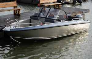 BUSTER X motorový čln s dvomi konzolami - 5,35 m – Obrázok 5