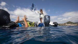 YAMAHA F300 XD (DBW) závesný lodný motor - dĺžka hriadeľa 25 palcov/63,5 cm – Obrázok 6