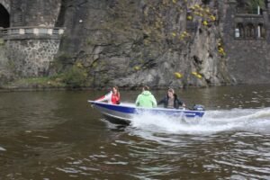 MARINE 400U hliníkový čln - 3,99m, 85kg – Obrázok 8