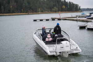 YAMARIN CROSS 75 BR 2024 motorový čln hliníkový + YAMAHA F300 XCB – Obrázok 6