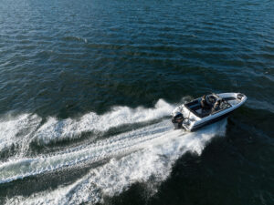 YAMARIN CROSS 62 BR VMAX 2024 motorový čln hliníkový – Obrázok 9