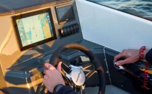 YAMARIN 67 DC 2024 + YAMAHA 150XC – Obrázok 14