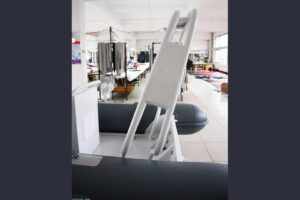 Gladiator Rib 590 AL nafukovací čln šedý s konzolou – Obrázok 2