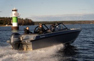 BUSTER XL motorový čln hliníkový - 6,05 m – Obrázok 9